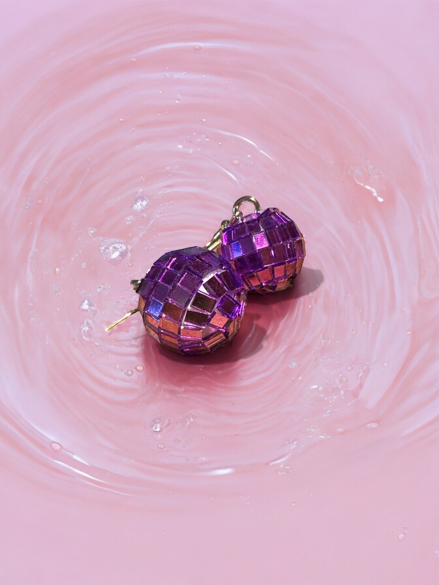 Örhängen discokula Lila